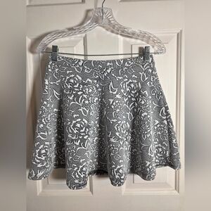 Forever 21 Skater Style Miniskirt Grey White Roses